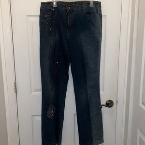 Isabel USA Women’s size 14 Flared Embroidered Stonewash Jeans